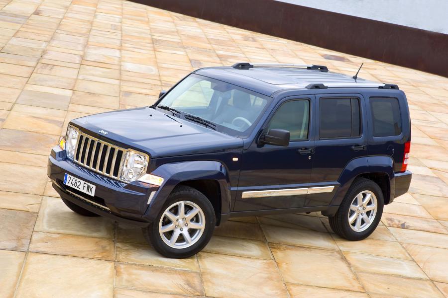  Jeep Cherokee 2008 года  (фото 57 из 161)